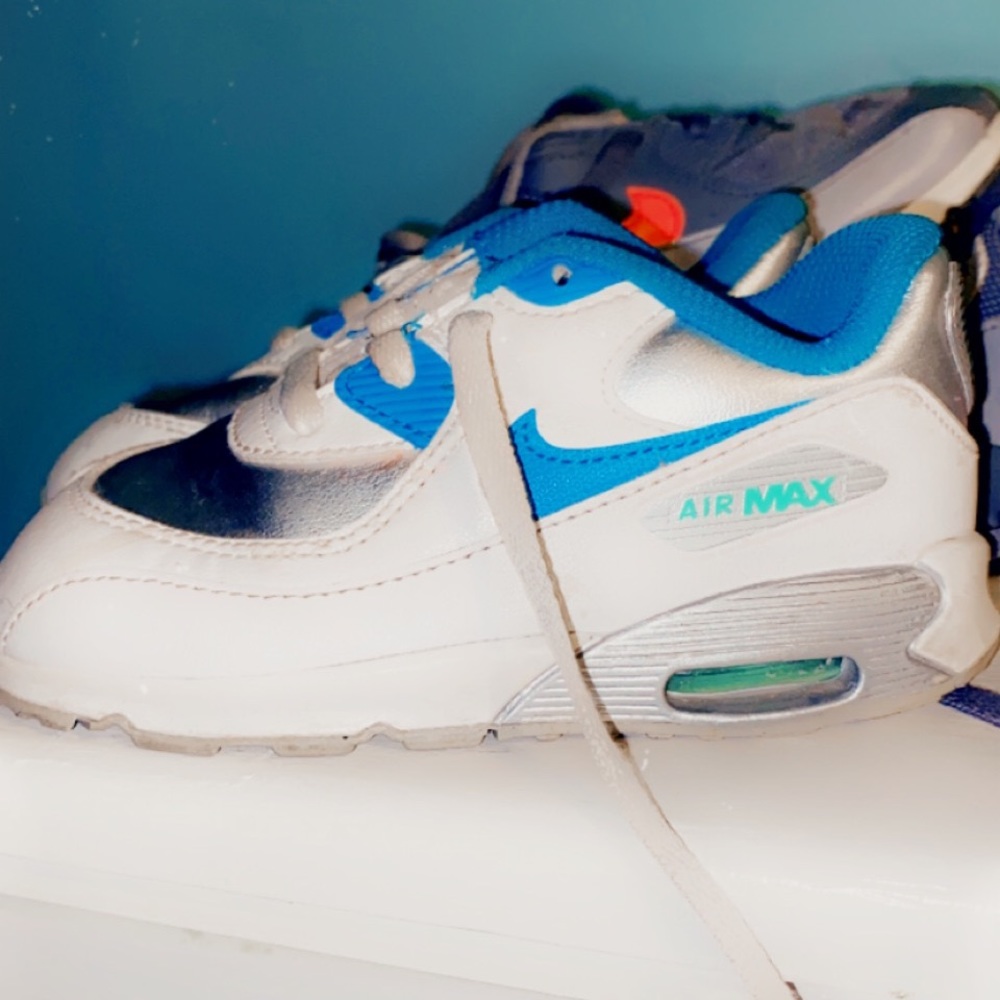 Air maxes